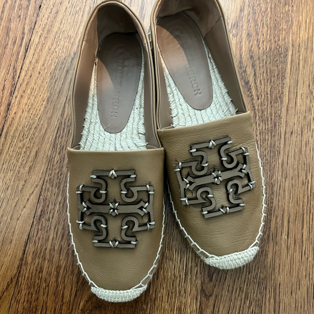 Tory Burch Ines Espadrilles size 9